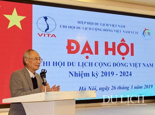 Phó Chủ tịch thường trực Hiệp hội Du lịch Việt Nam Vũ Thế Bình phát biểu tại Đại hội
